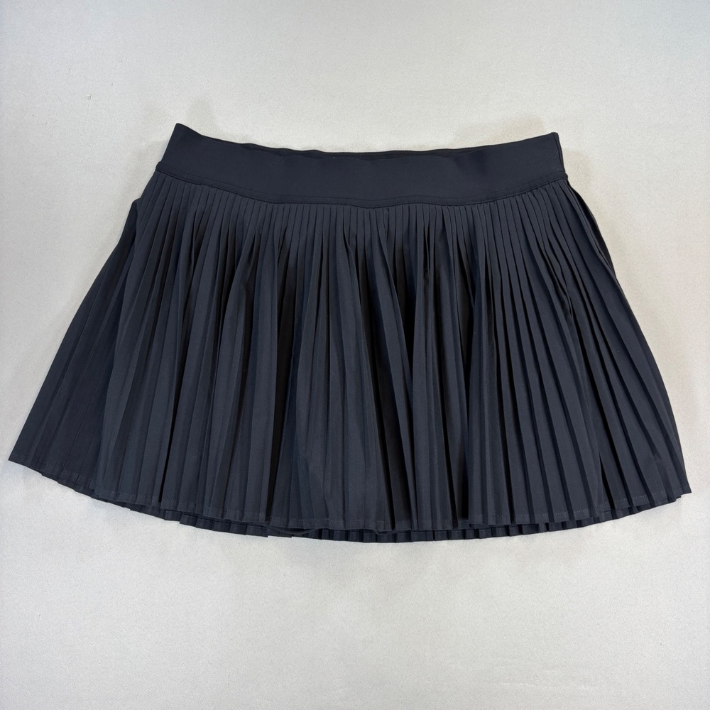 Lululemon Pleated Tennis Skirt Women 8 Black LW8AJYS Skort Golf Athleisure